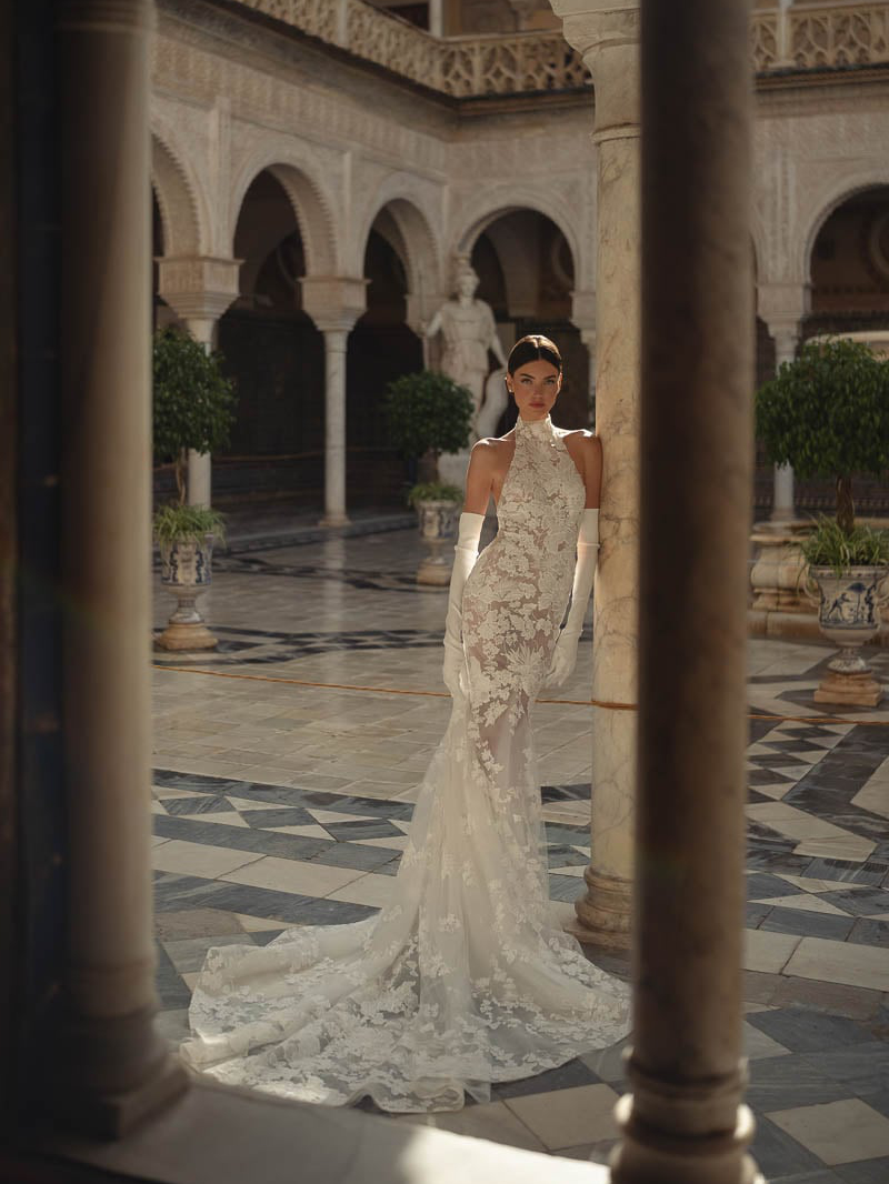 Berta Couture Sevilla 26-02 front