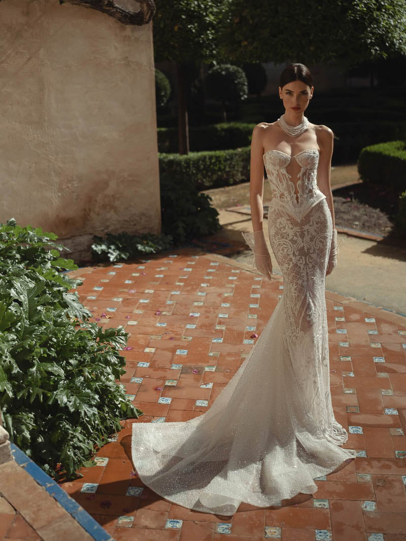 Berta Couture Sevilla 26-03 front