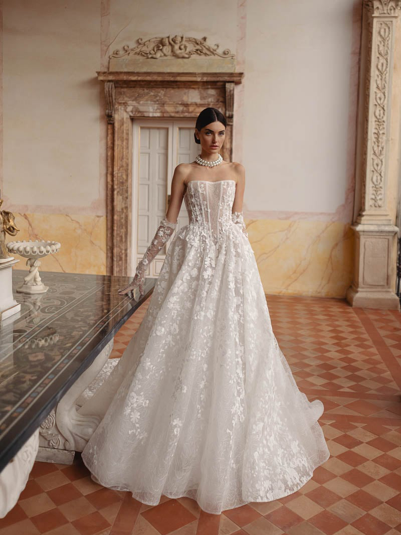 Berta Couture Sevilla 26-09 front