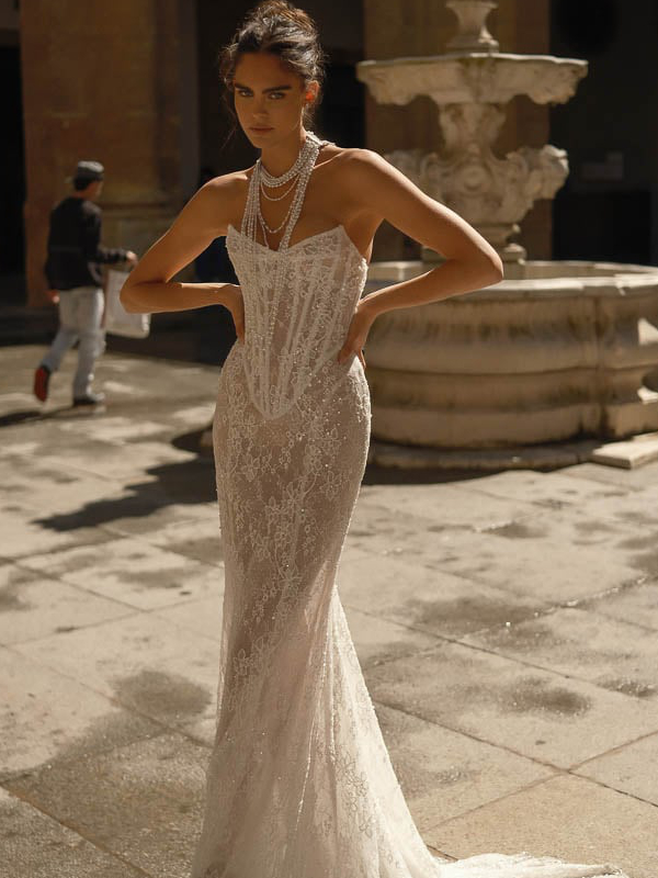 Trouwjurk Berta Privee no14 26-P10 front