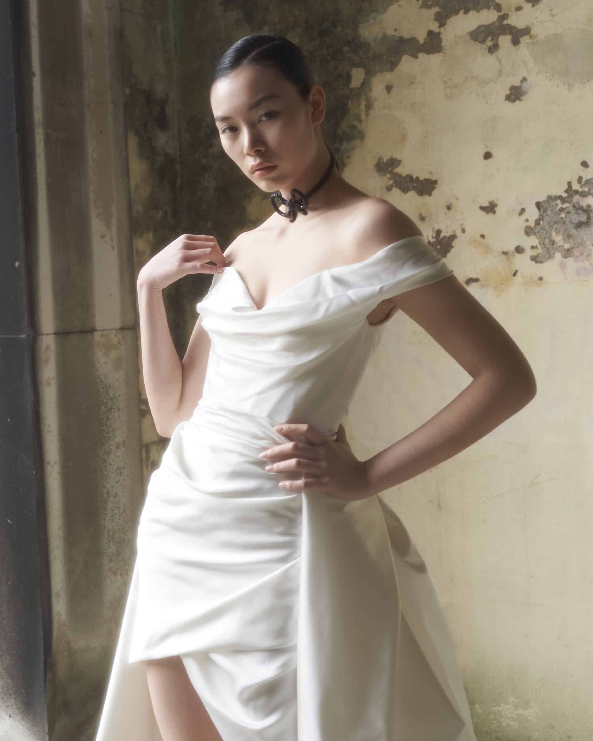 Nova Mini Cora and Diva Train